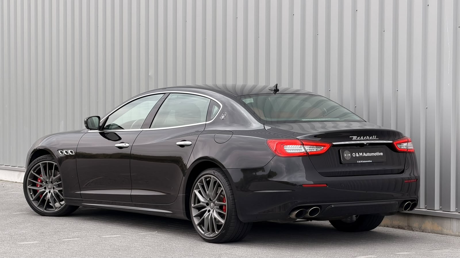 Maserati Quattroporte S Q4 — achteraanzicht schuin links